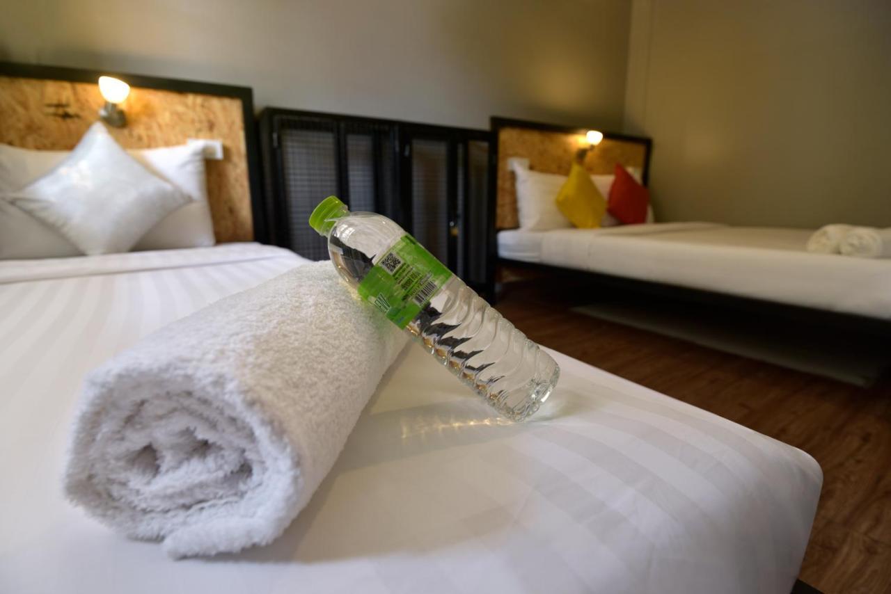 Ok Chic Phuket Hostel Luaran gambar